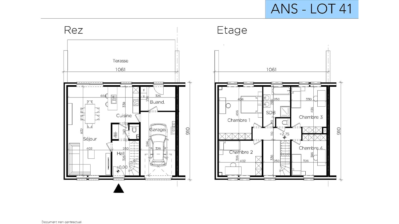 Plan darchitecte intitulé ANS - LOT 41 montrant une disposition sur deux niveaux. Le rez-de-chaussée comprend une terrasse, un séjour, une cuisine, un hall, des toilettes et un garage. Létage supérieur comprend trois chambres, une salle de bains et des toilettes.